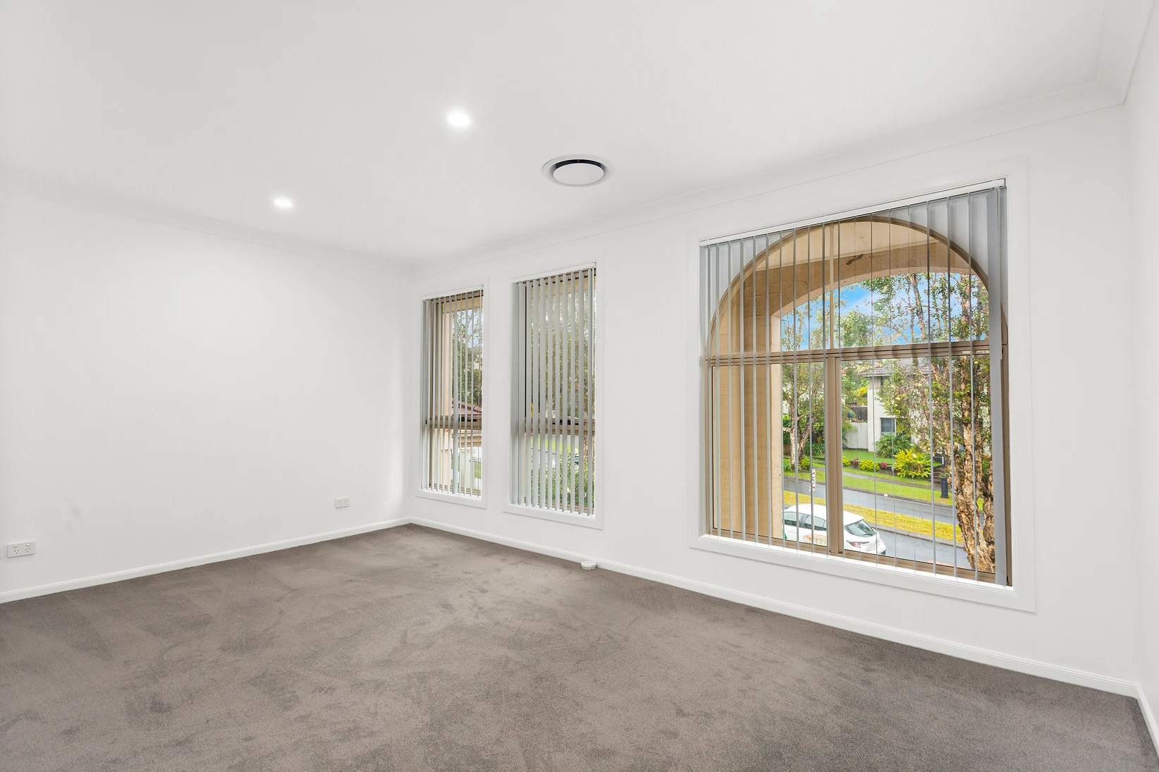 Curved Window